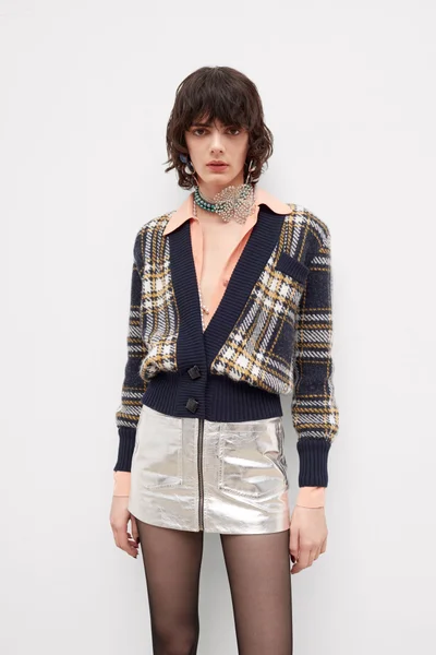 Look 15